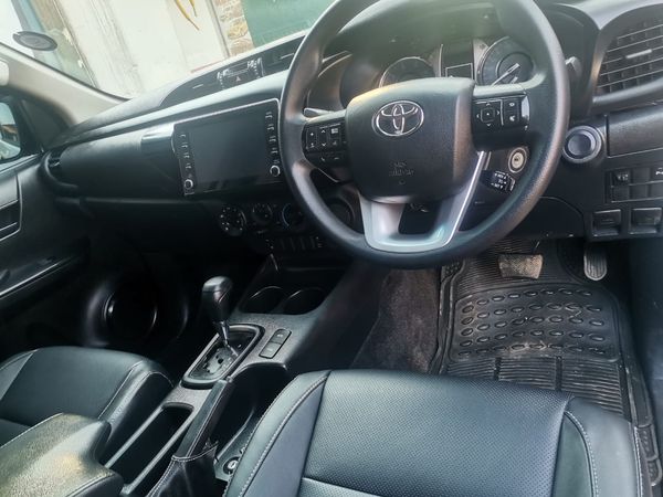 2024-Toyota-Hilux-24-GD-6-Raised-Body-Raider-Auto-Extended-Cab-Die image:11