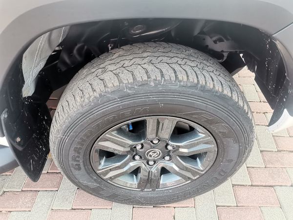 2024-Toyota-Hilux-24-GD-6-Raised-Body-Raider-Auto-Extended-Cab-Die image:16