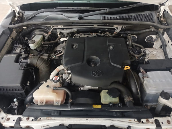 2017-Toyota-Hilux-24-GD-Single-Cab-Aircon-Diesel-Manual image:9