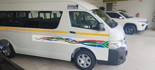 2026-Toyota-Quantum-25-D-4D-Sesfikile-16-seat image:3