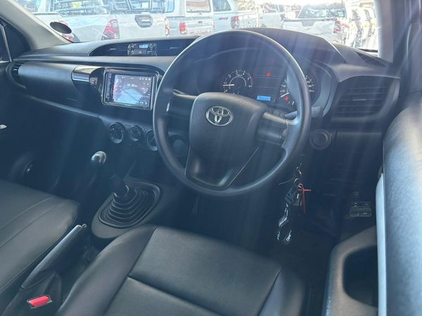 2024-Toyota-Hilux-24-GD-S-Single-Cab image:6