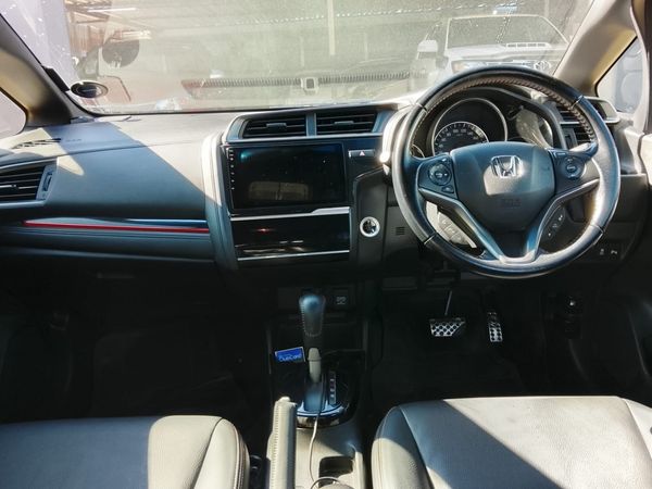 2019-Honda-Jazz-15-Sport-Auto image:13
