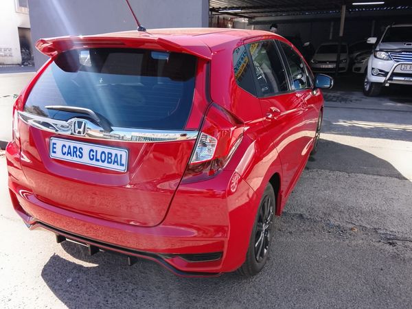 2019-Honda-Jazz-15-Sport-Auto image:4