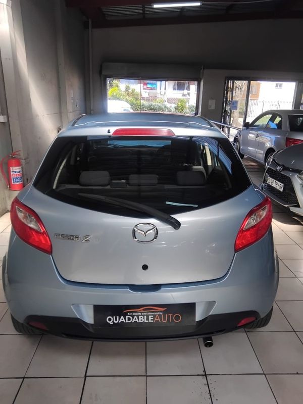 2010-Mazda-2-13-Active-5-dr image:5
