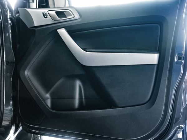 2019-Ford-Everest-20D-Bi-Turbo-XLT-Auto image:16