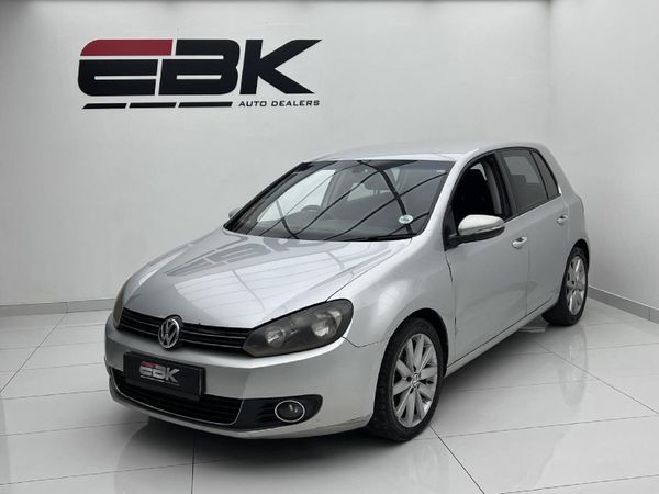 2010-Volkswagen-Golf-VI-20-TDI-Highline image:2