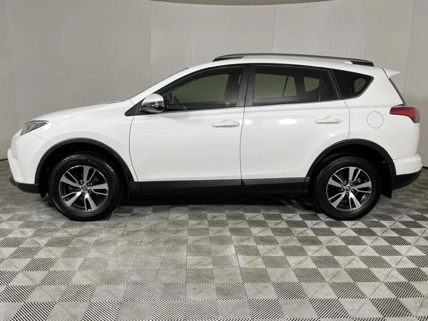 2017-Toyota-RAV4-20-GX-Auto image:18