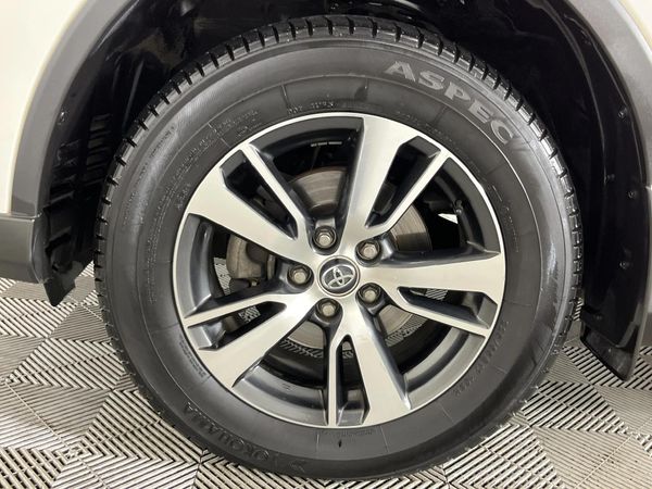2017-Toyota-RAV4-20-GX-Auto image:4