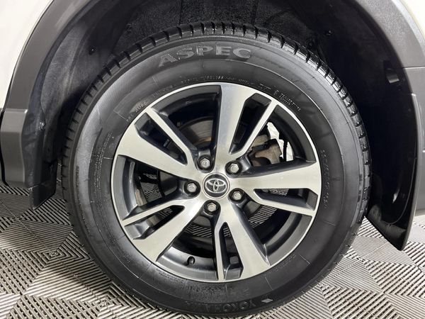 2017-Toyota-RAV4-20-GX-Auto image:6