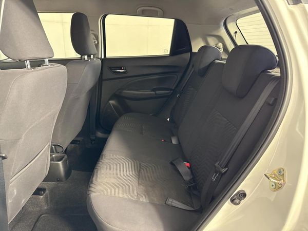 2024-Suzuki-Swift-12-GL-Auto image:3