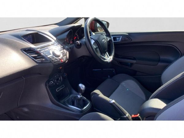 2016-Ford-Fiesta-ST-16-EcoBoost-GDTi image:23