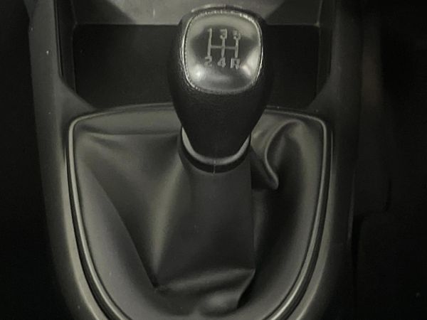 2025-Hyundai-Grand-i10-10-Motion image:10