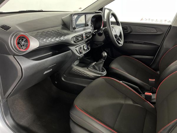2025-Hyundai-Grand-i10-10-Motion image:8