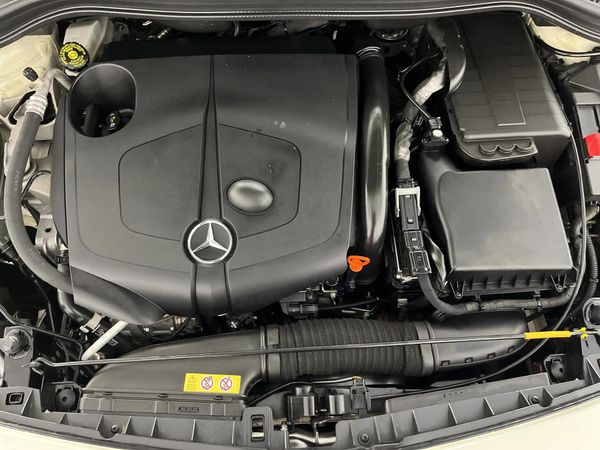 2012-Mercedes-Benz-B-Class-B-200-CDI-BE image:14