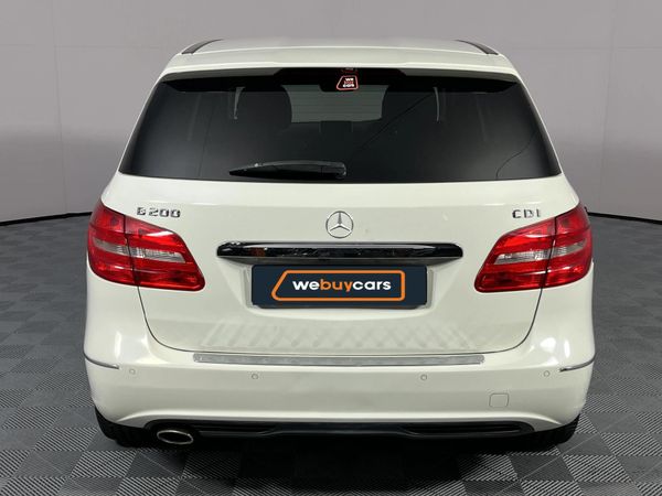 2012-Mercedes-Benz-B-Class-B-200-CDI-BE image:19