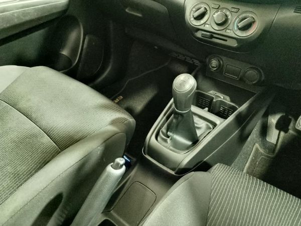 2025-Suzuki-Ertiga-15-GA image:18