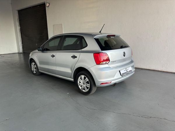 2023-Volkswagen-Polo-Vivo-14-Comfortline-5-dr image:4