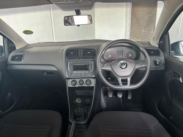 2023-Volkswagen-Polo-Vivo-14-Comfortline-5-dr image:6