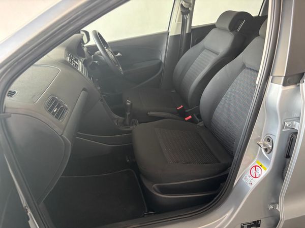 2023-Volkswagen-Polo-Vivo-14-Comfortline-5-dr image:8