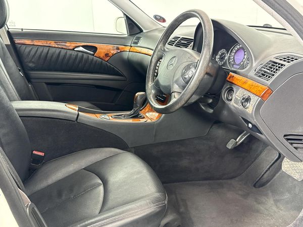 2006-Mercedes-Benz-E-Class-E-200K image:9