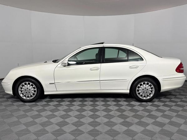 2006-Mercedes-Benz-E-Class-E-200K image:19