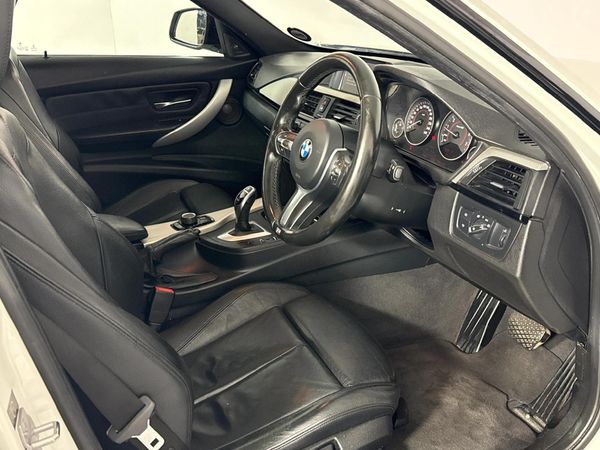 2016-BMW-3-Series-320i-M-Sport-Auto image:9