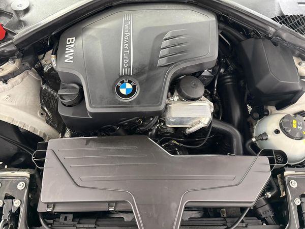 2016-BMW-3-Series-320i-M-Sport-Auto image:12