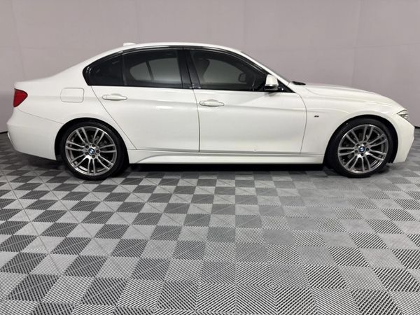 2016-BMW-3-Series-320i-M-Sport-Auto image:16
