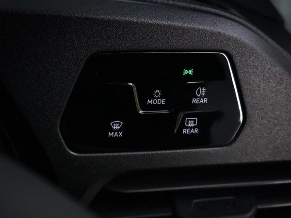2023-Volkswagen-Caddy-Cargo-20-TDI-81kw-Panel-Van image:11