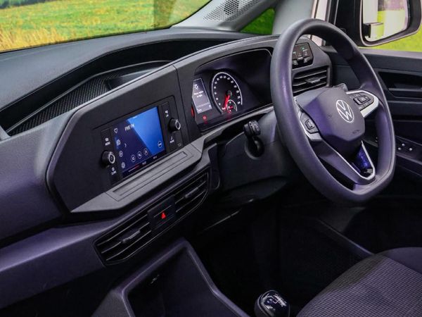 2023-Volkswagen-Caddy-Cargo-20-TDI-81kw-Panel-Van image:12