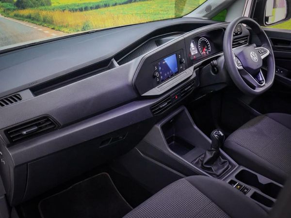 2023-Volkswagen-Caddy-Cargo-20-TDI-81kw-Panel-Van image:13