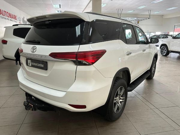 2021-Toyota-Fortuner-24-GD-6-Raised-Body-Auto image:1