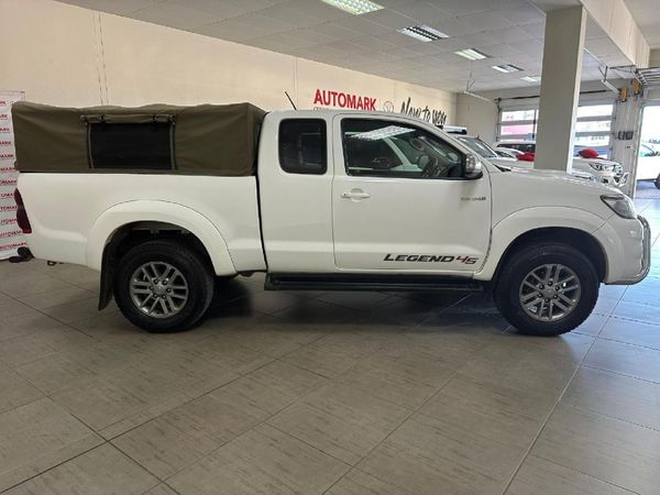 2015-Toyota-Hilux-30-D-4D-Legend-45-4x4-Xtra-Cab image:2