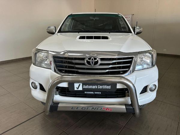 2015-Toyota-Hilux-30-D-4D-Legend-45-4x4-Xtra-Cab image:3