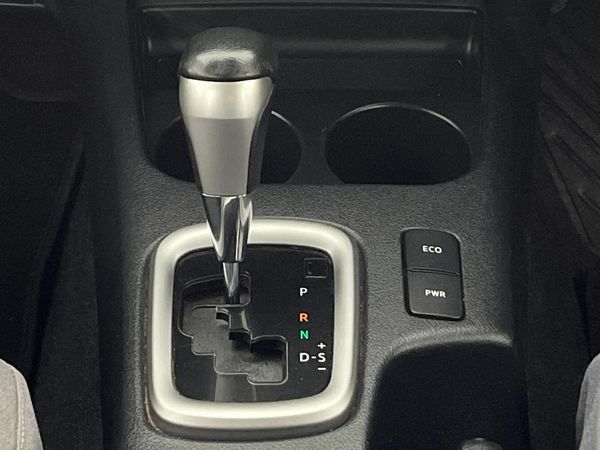 2022-Toyota-Hilux-28-GD-6-Raised-Body-Raider-Auto-Double-Cab image:10