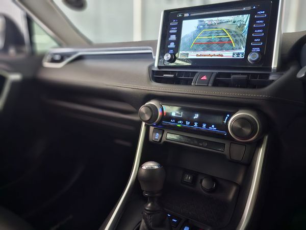 2019-Toyota-RAV4-20-GX image:9
