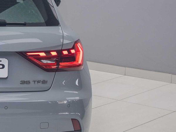 2022-Audi-A1-Sportback-15-TFSI-Auto-35-TFSI image:10