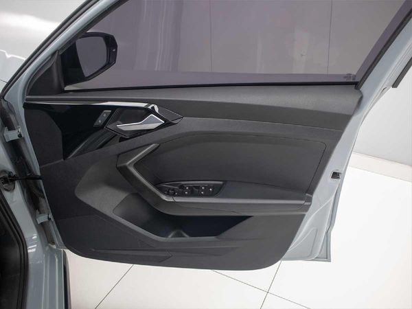 2022-Audi-A1-Sportback-15-TFSI-Auto-35-TFSI image:21