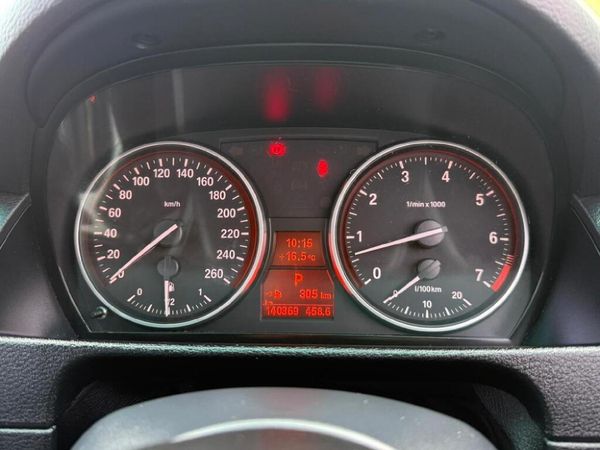 2010-BMW-X1-sDrive18i-Auto image:12