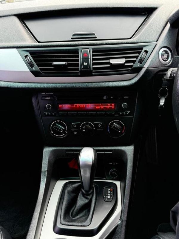 2010-BMW-X1-sDrive18i-Auto image:13