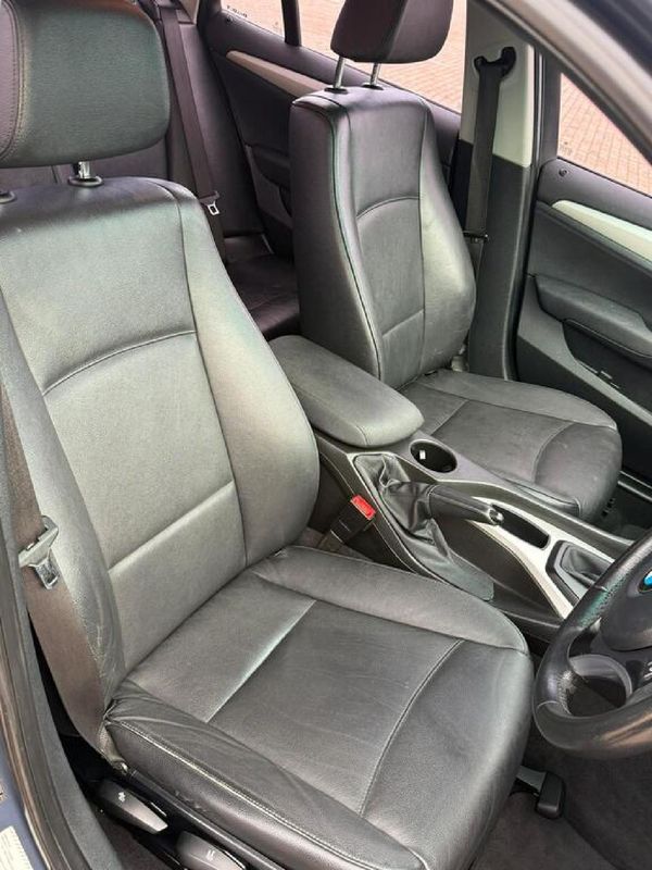 2010-BMW-X1-sDrive18i-Auto image:8