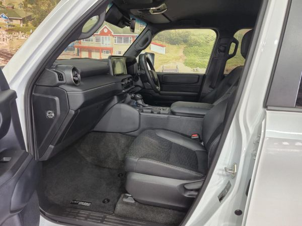 2024-Toyota-Land-Cruiser-Prado-TX-28GD-Auto image:9
