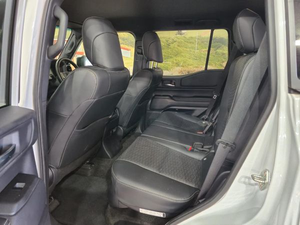 2024-Toyota-Land-Cruiser-Prado-TX-28GD-Auto image:8