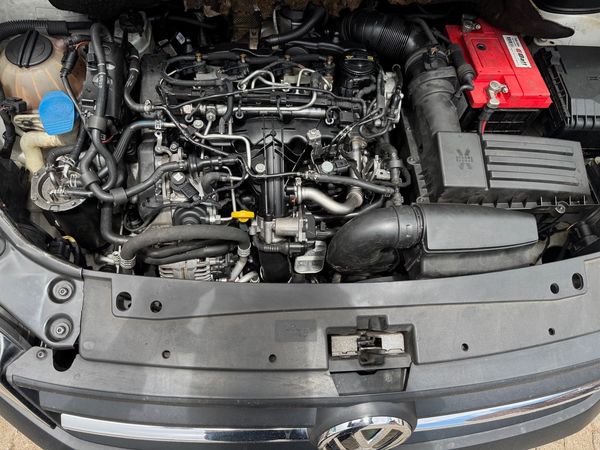 2018-Volkswagen-Caddy-Maxi-20-TDI-Trendline image:8