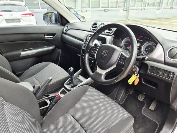2019-Suzuki-Vitara-16-GL image:16