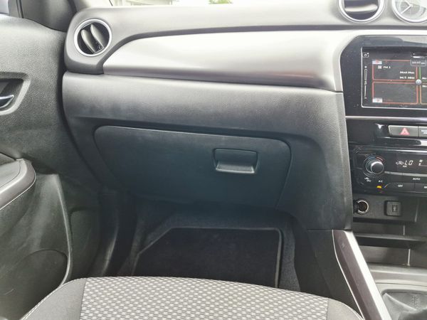 2019-Suzuki-Vitara-16-GL image:21