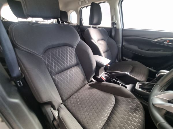 2026-Toyota-Urban-Cruiser-15-XR-Auto image:13