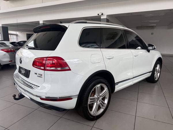 2016-Volkswagen-Touareg-30-V6-TDI-Auto-Bluemotion-180kW image:3