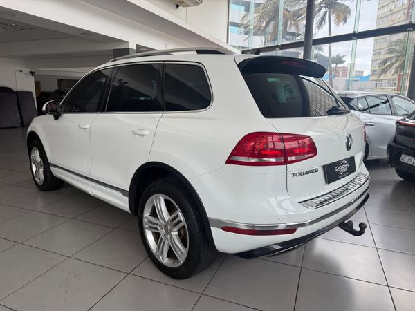 2016-Volkswagen-Touareg-30-V6-TDI-Auto-Bluemotion-180kW image:5