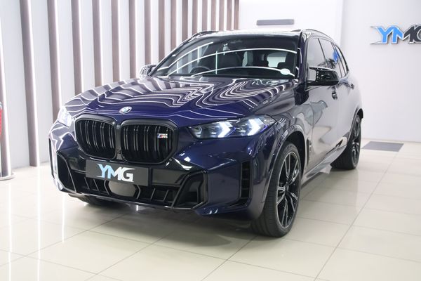 2023-BMW-X5-M60i image:5